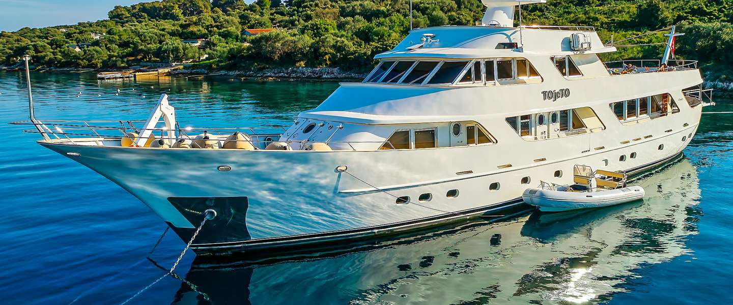 Luksusowy Jacht Benetti 115