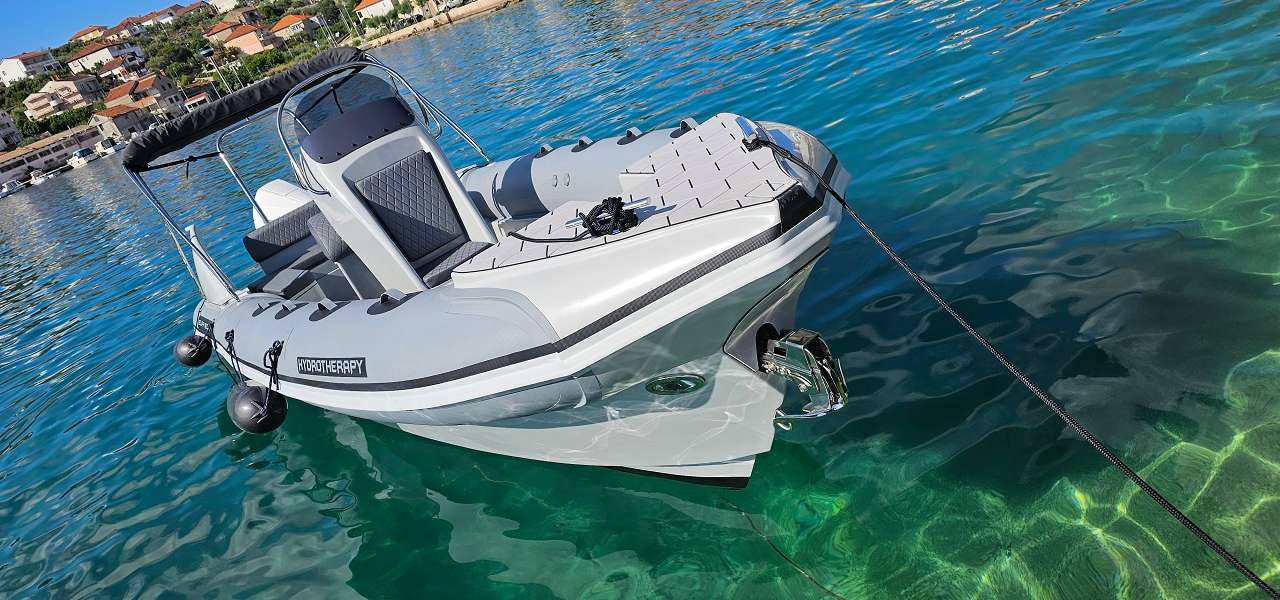 Bateau Semi-rigide Bura 8.0 Step