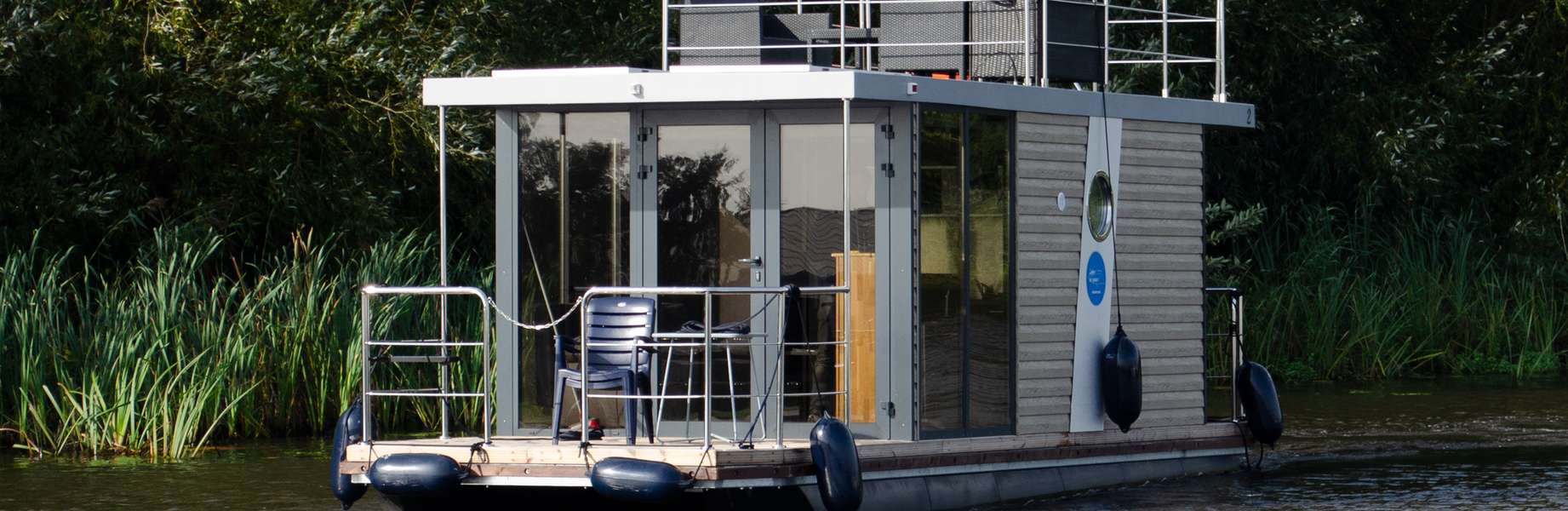 Houseboat Campi 300