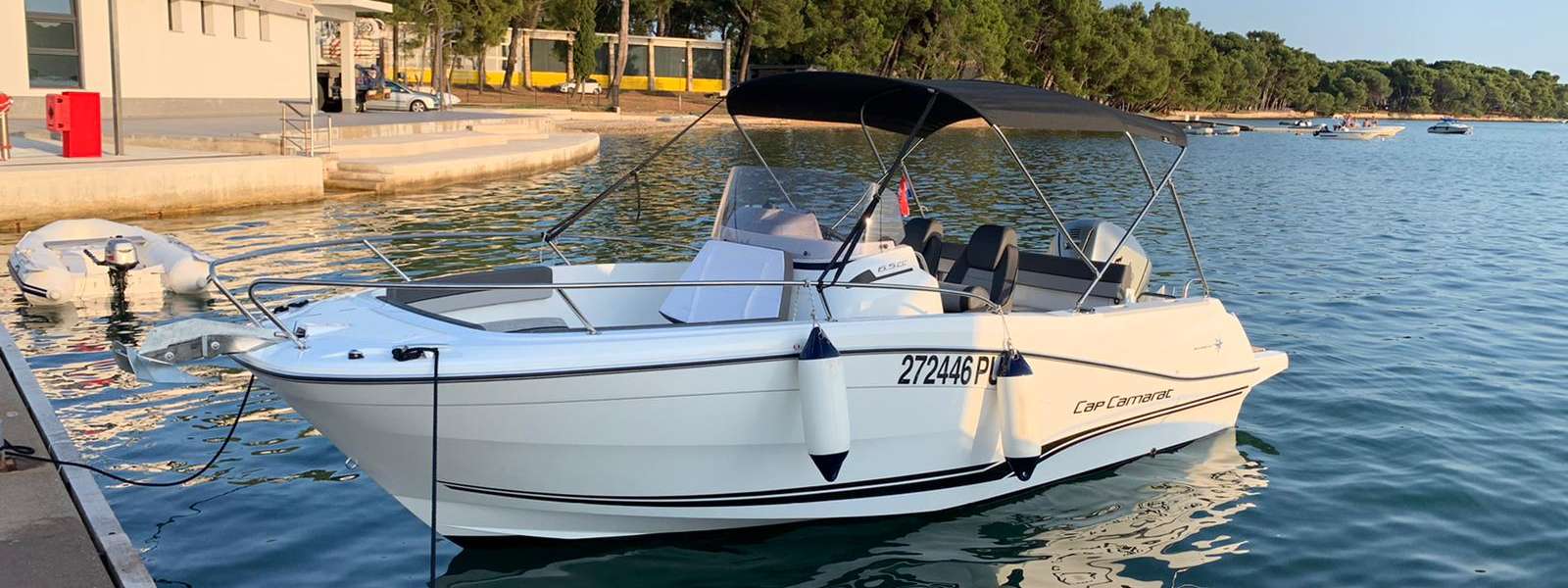 Motor boat Cap Camarat 6.5 CC