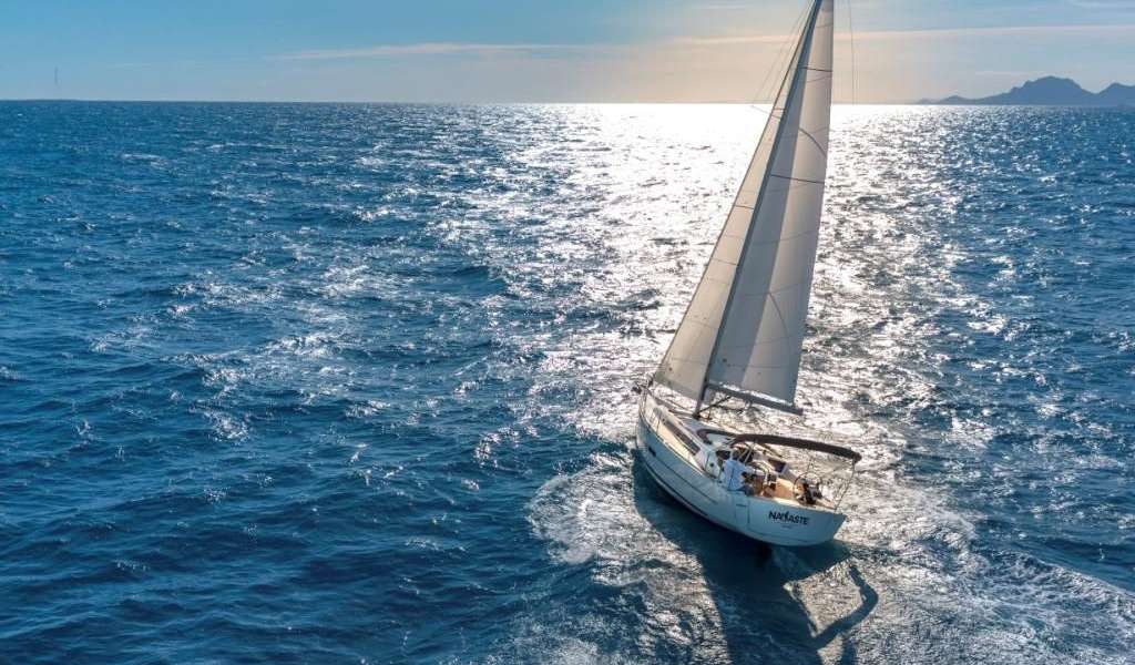 Velero Dufour 360 Grand Large