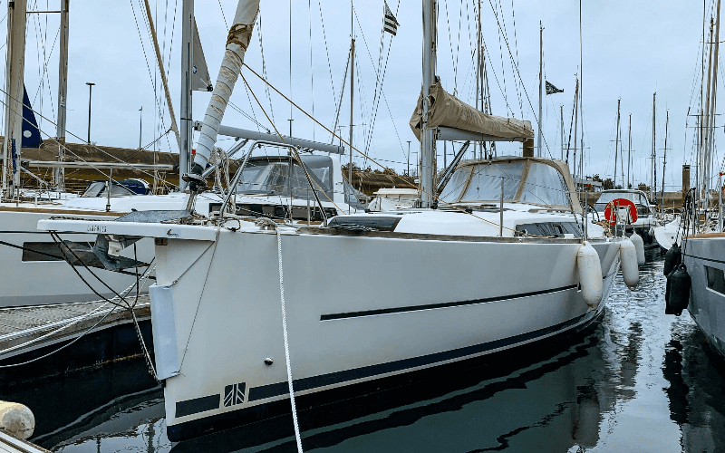 Парусная яхта Dufour 360 Grand Large
