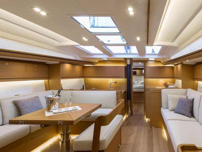 Łódź Żaglowa Dufour 520 Grand Large