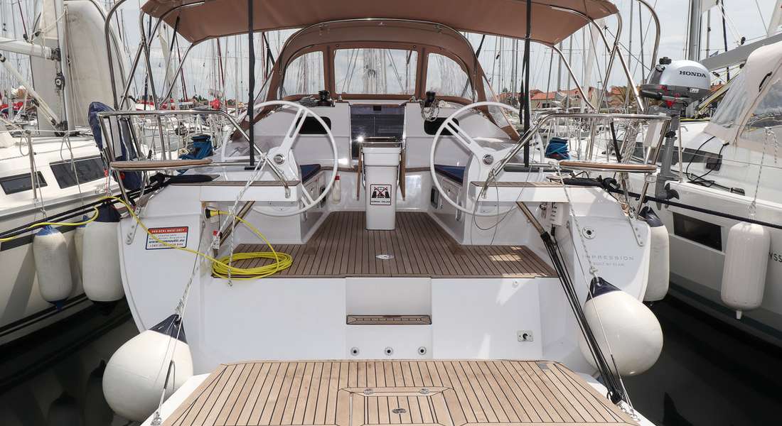 Barca a vela Elan Impression 45