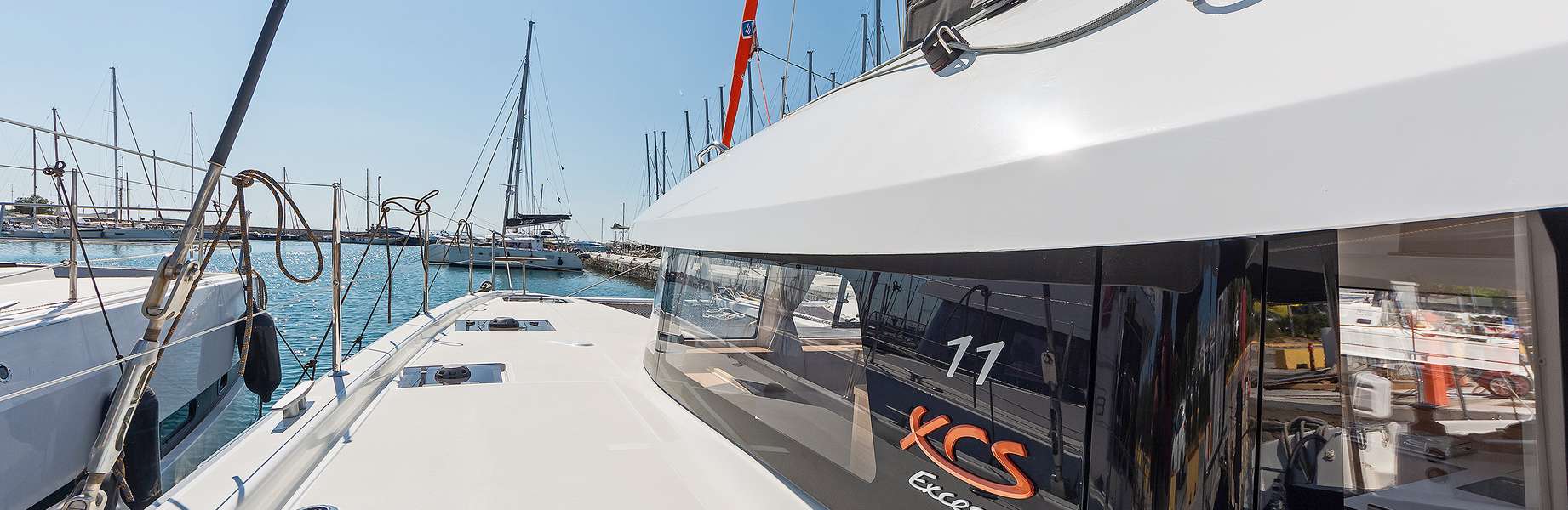 Catamaran Excess 11