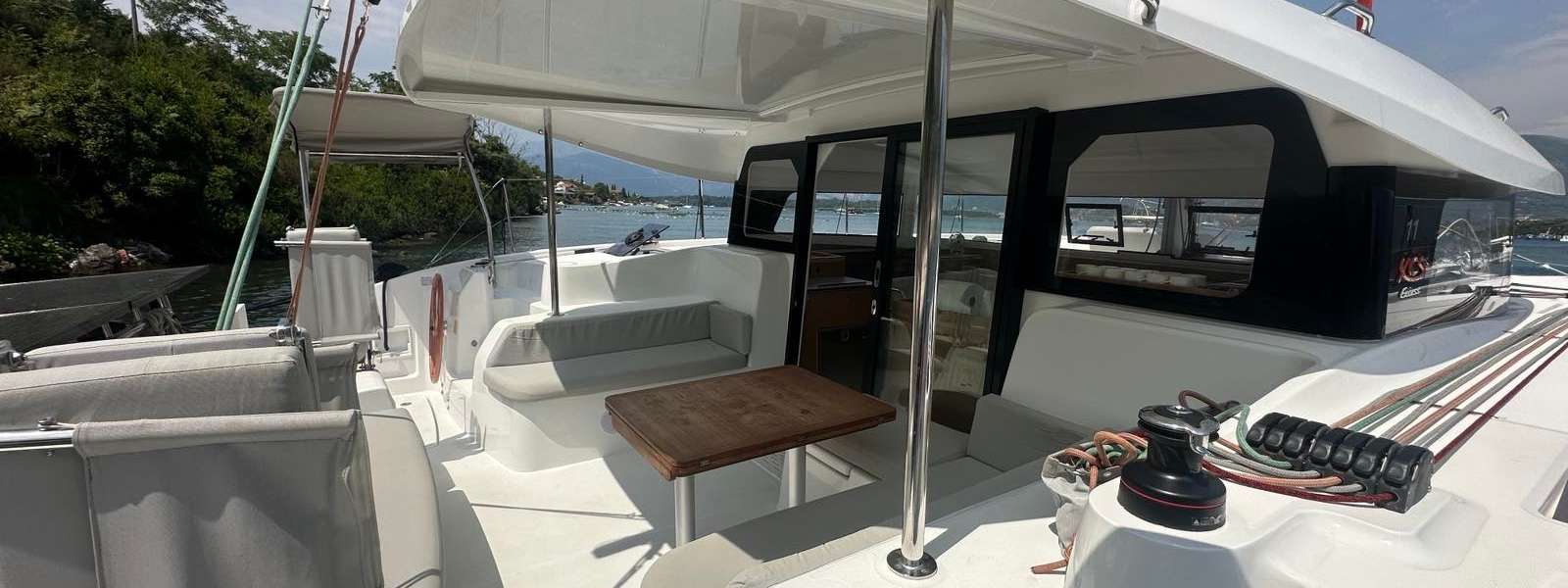 Catamaran Excess 11