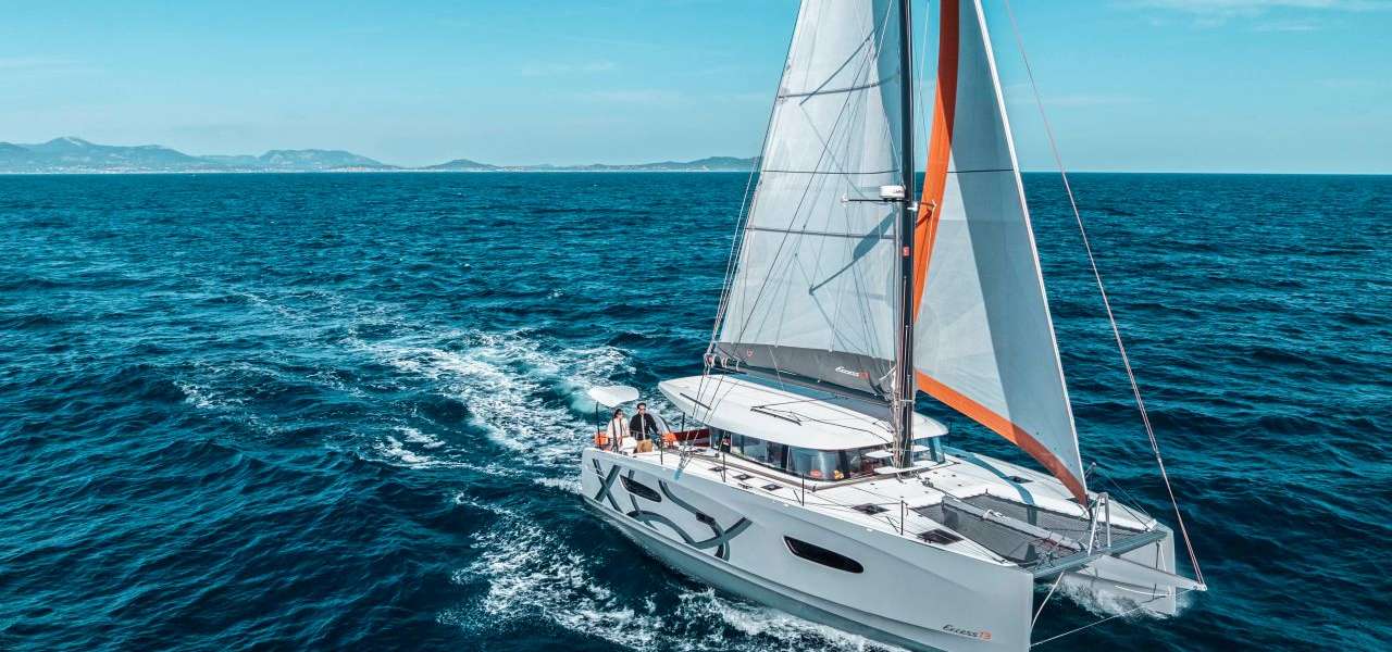 Catamaran Excess 13