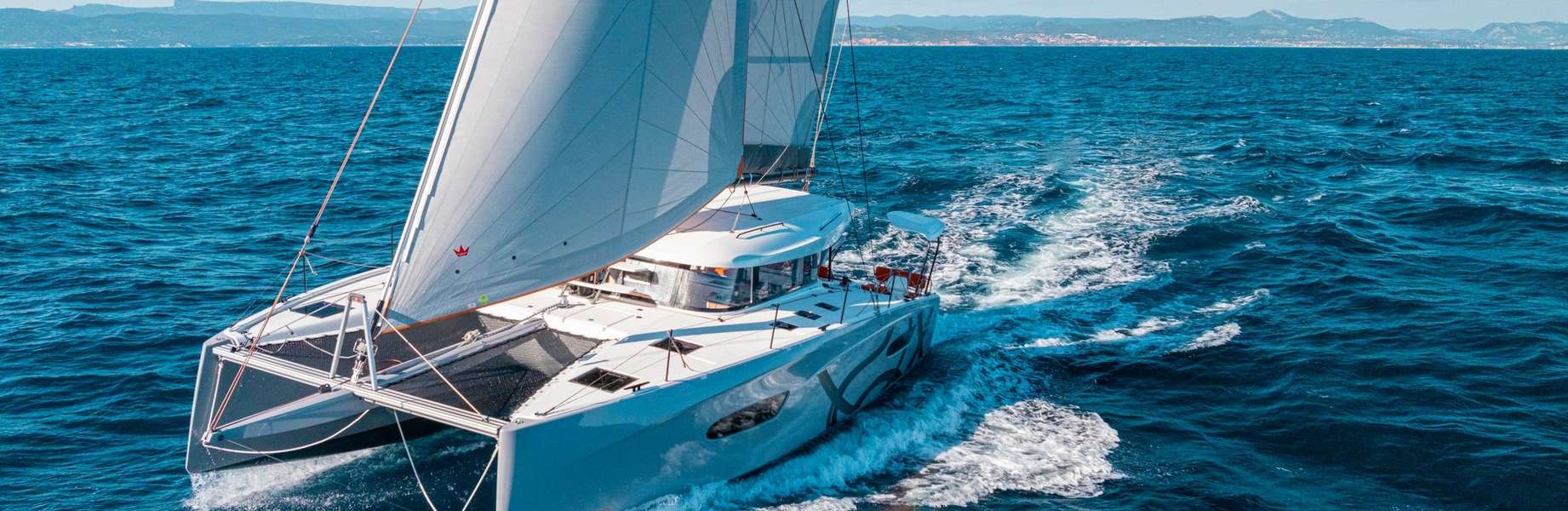 Catamaran Excess 13