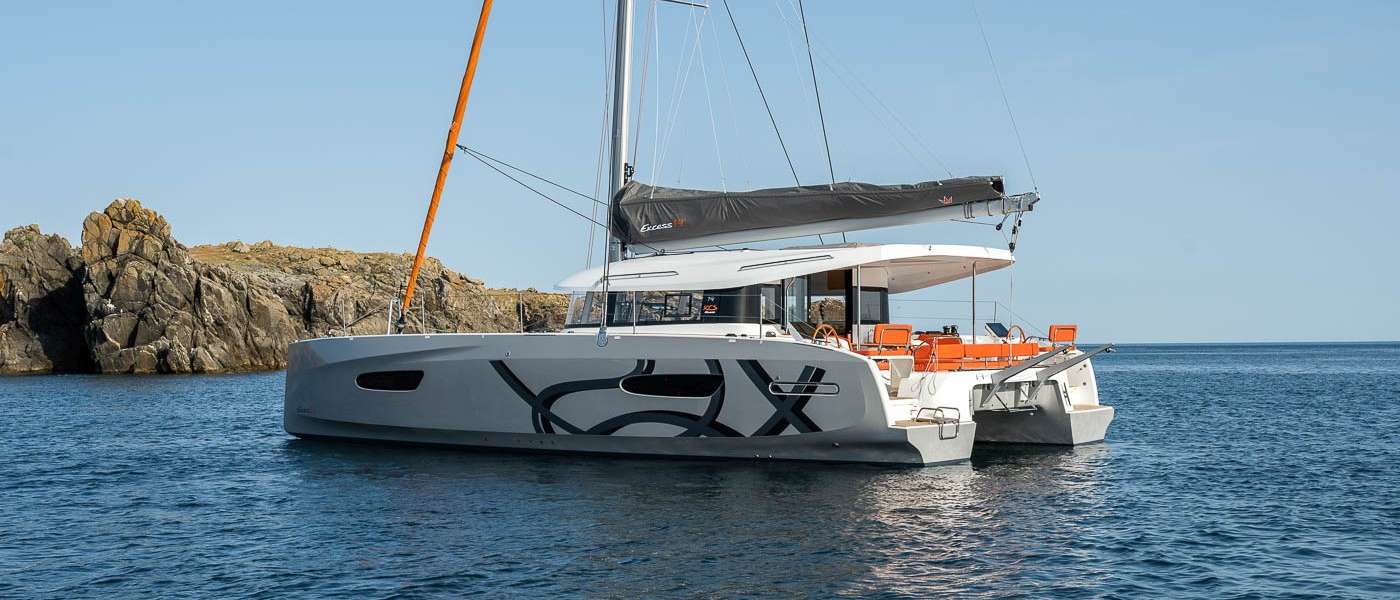 Catamarano Excess 14