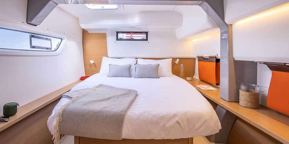 Catamarán Excess 14
