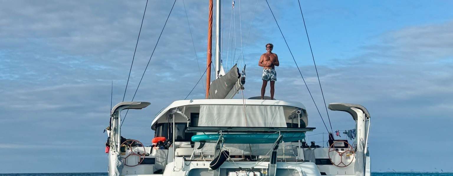 Catamarano Excess 14