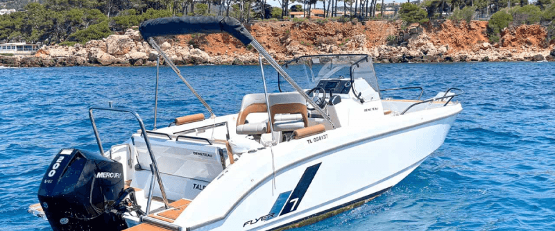 Motorboot Flyer 7 Spacedeck