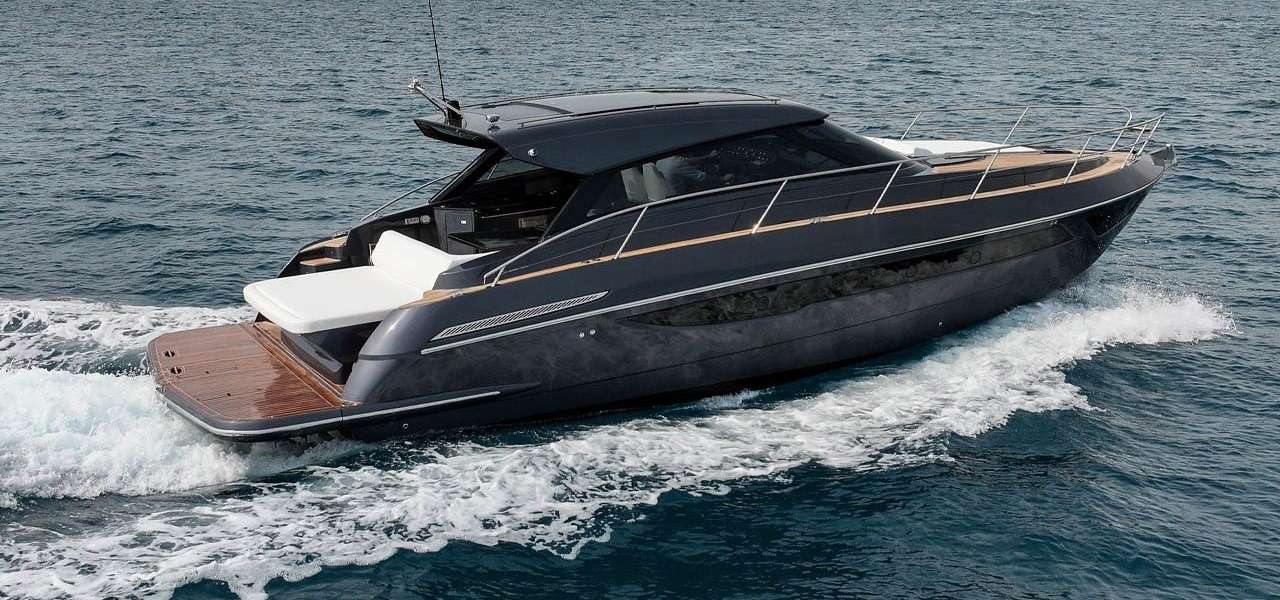 Моторная яхта Focus Power 44