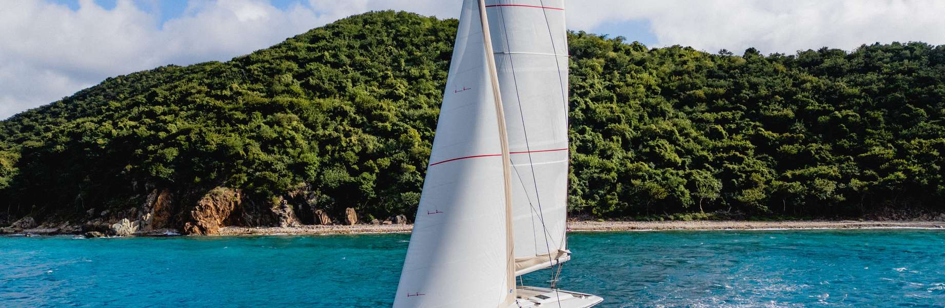 Catamaran Astrea 42