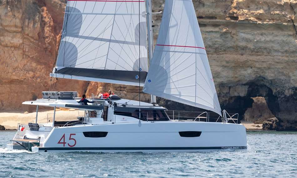 Catamarán Elba 45