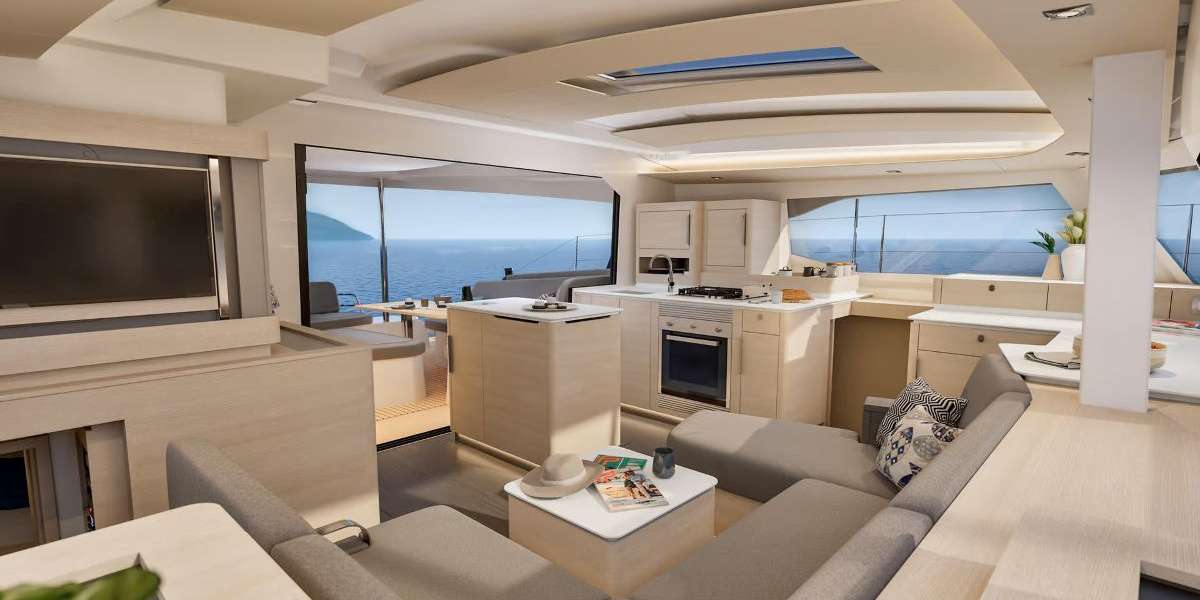 Catamarano New 44