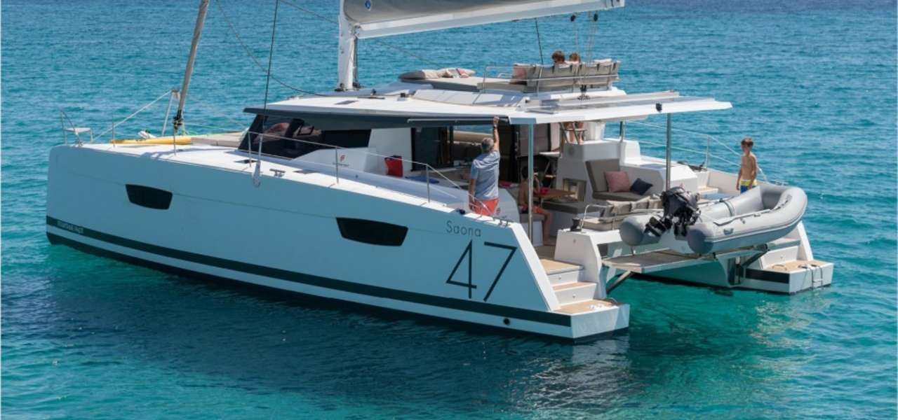 Catamaran Saona 47