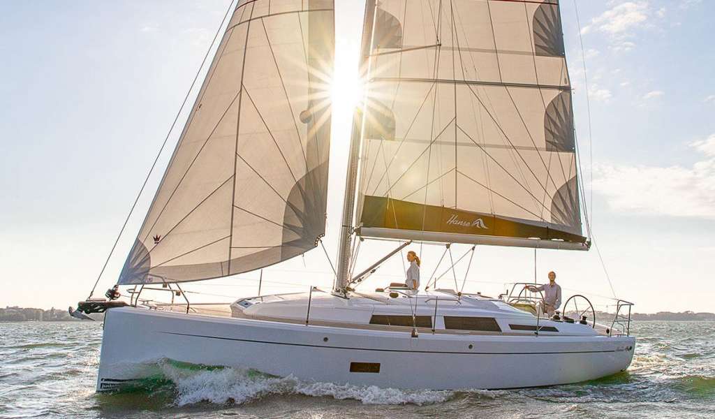 Парусная яхта Hanse 345