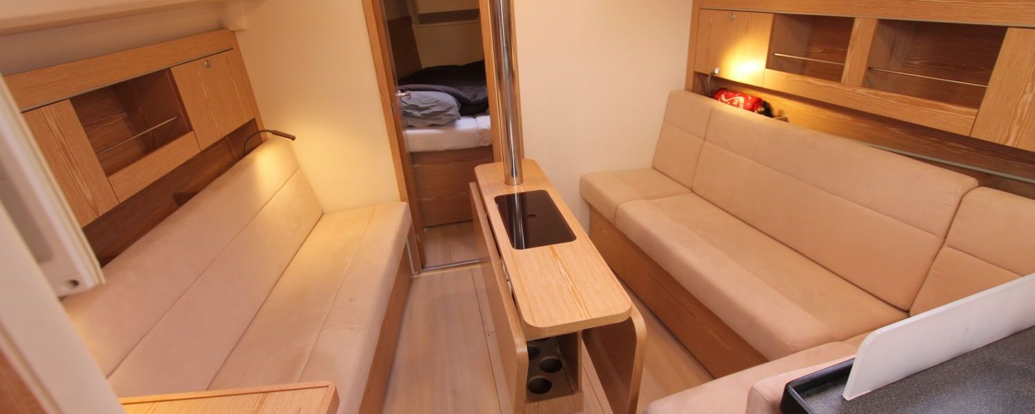 Парусная яхта Hanse 345