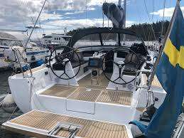 Sailboat Hanse 388