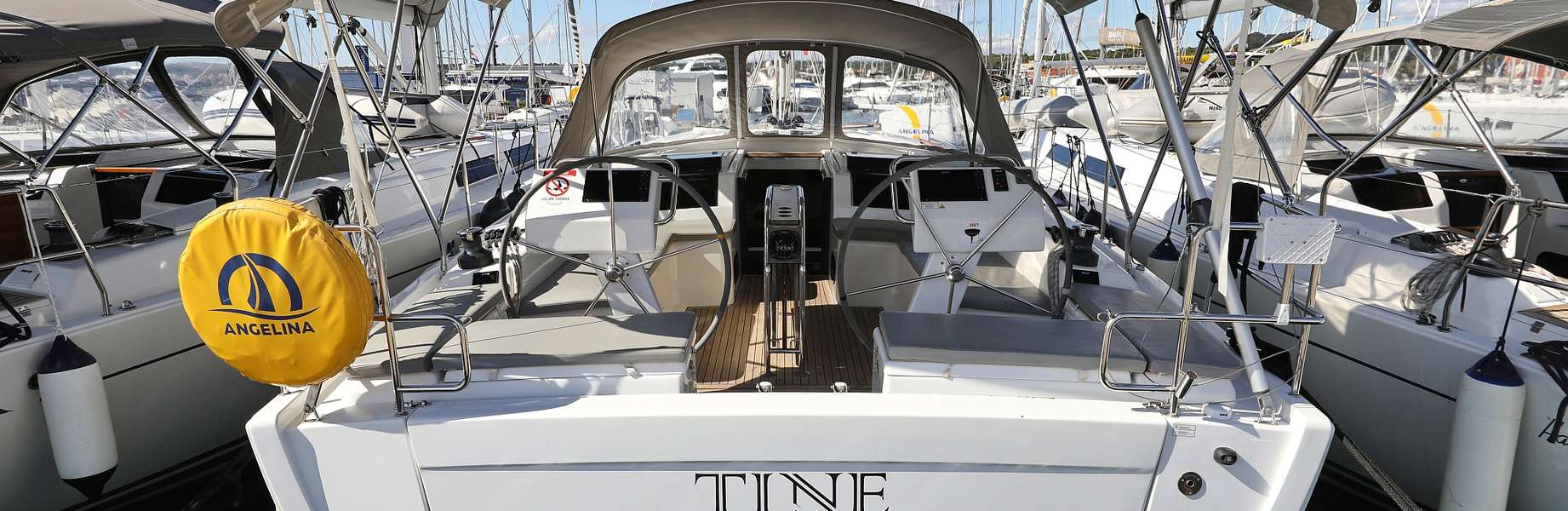 Парусная яхта Hanse 455