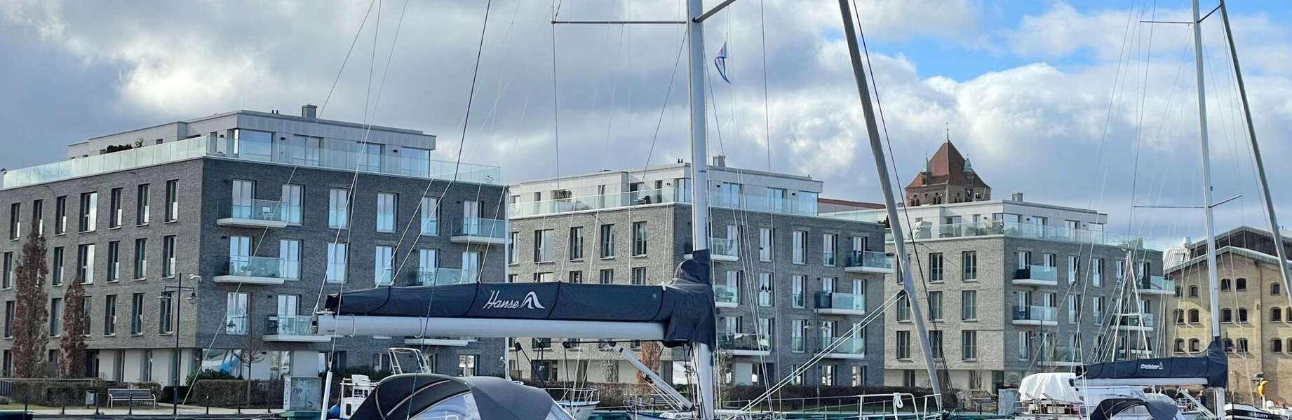 Парусная яхта Hanse 458