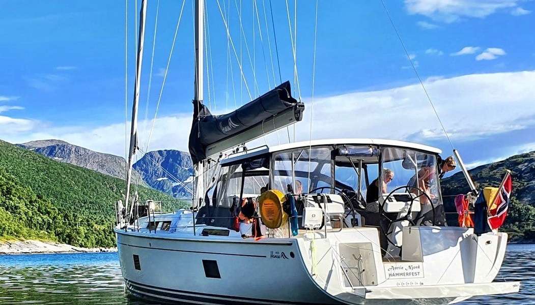 Segelboot Hanse 458