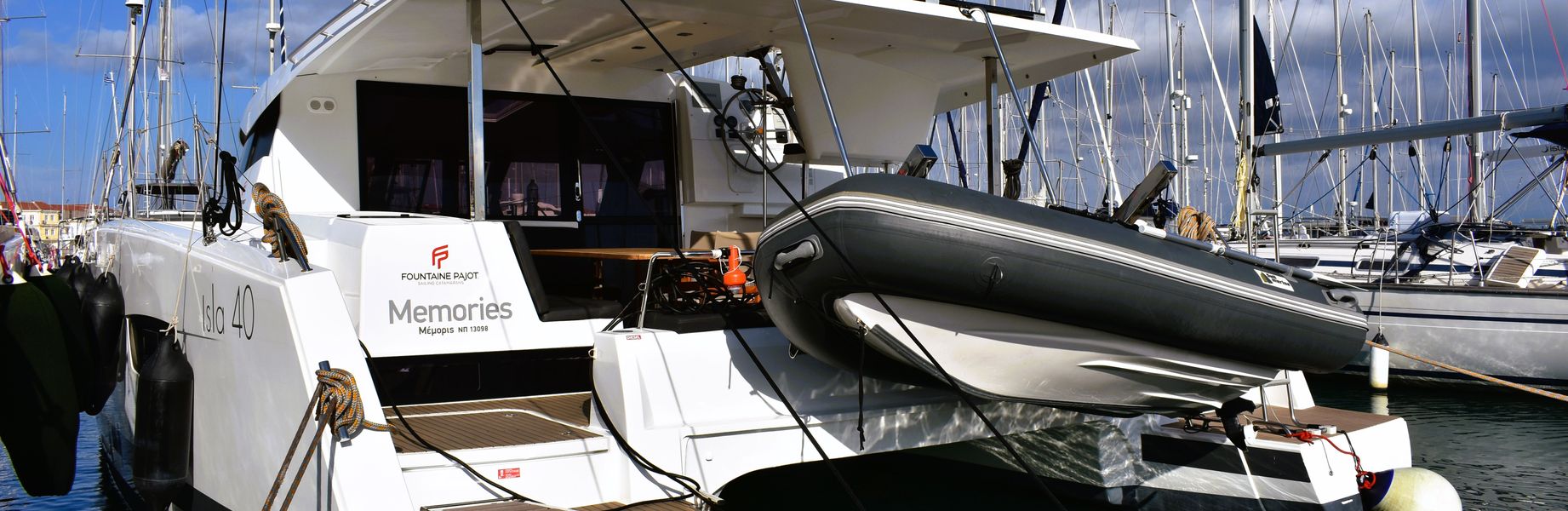 Catamaran Isla 40
