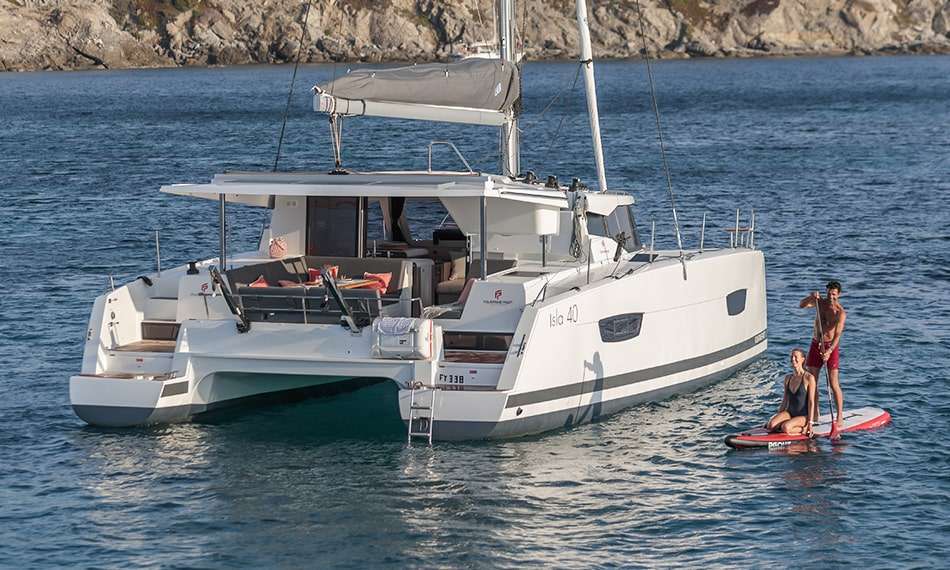 Catamaran Isla 40