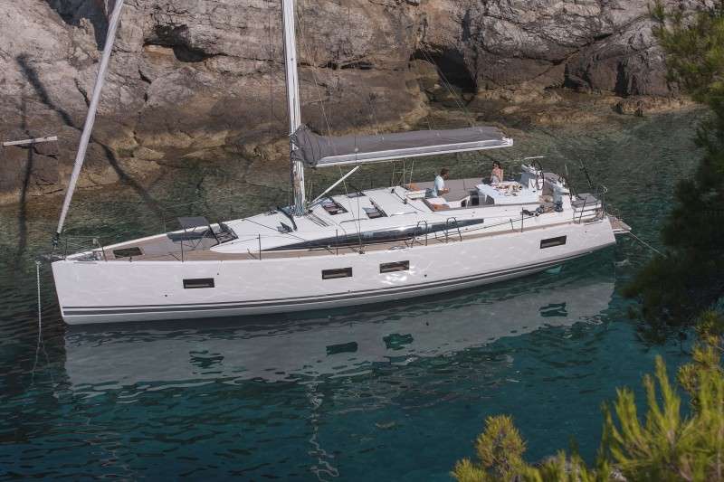 Парусная яхта Jeanneau 54