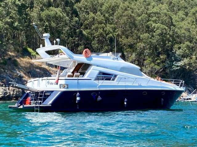 Barca a motore Johnson 56