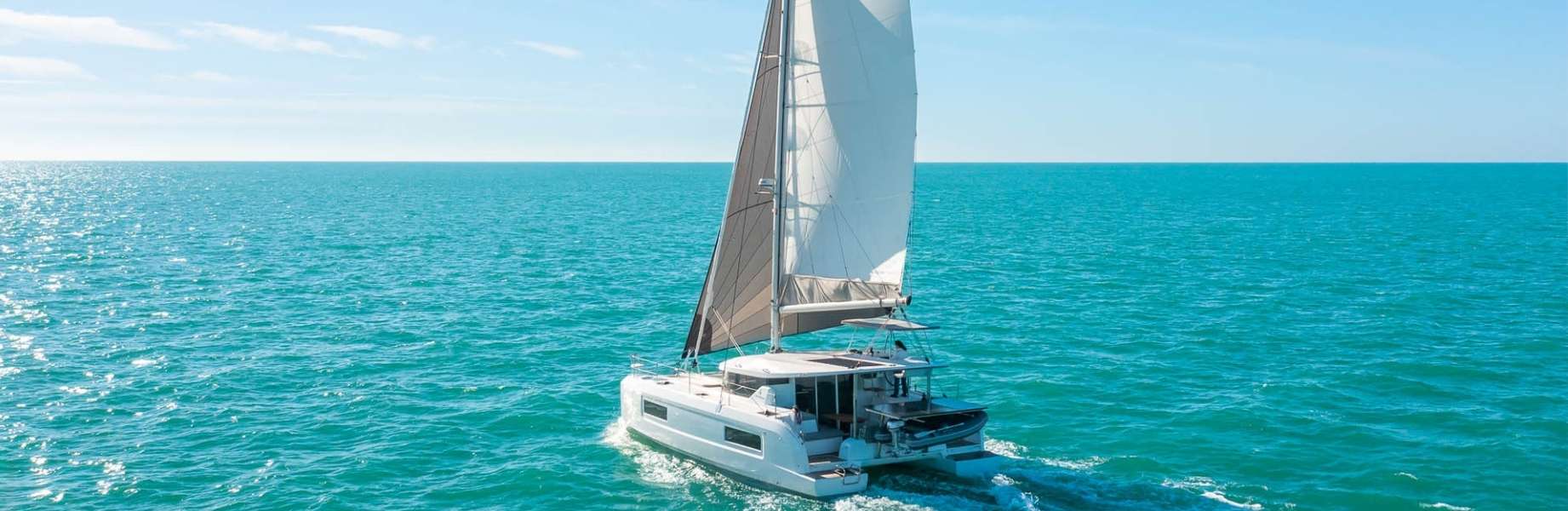 Катамаран Lagoon 38