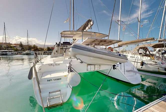 Catamaran Lagoon 380