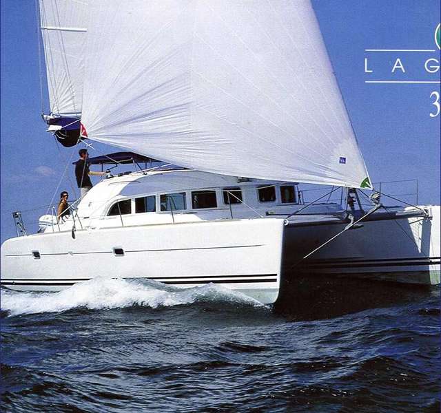 Catamaran Lagoon 380