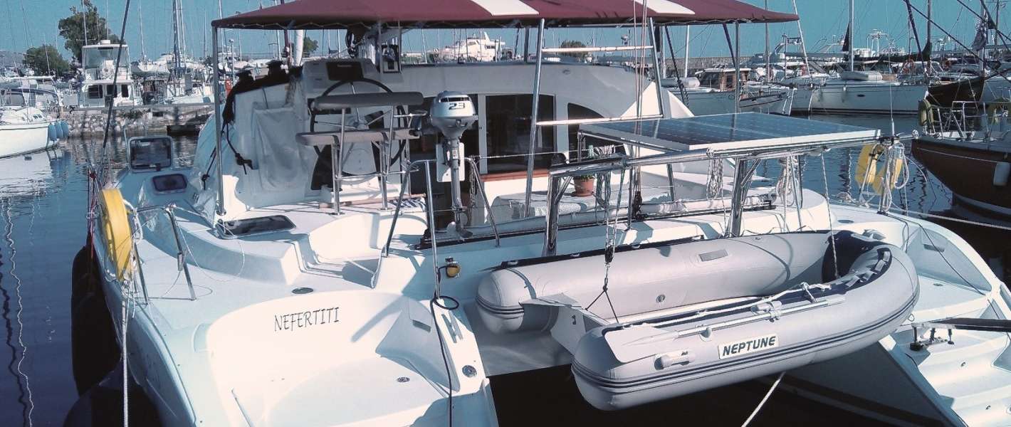 Catamarano Lagoon 380 S2