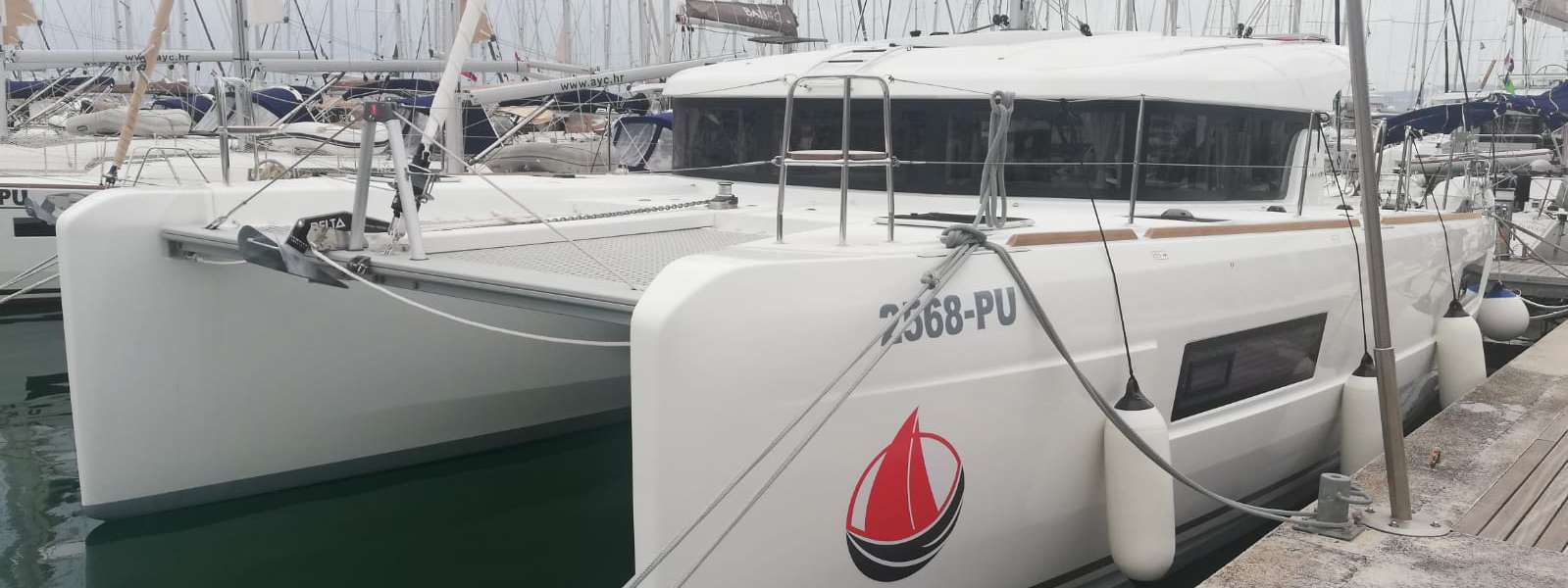 Catamarano Lagoon 40