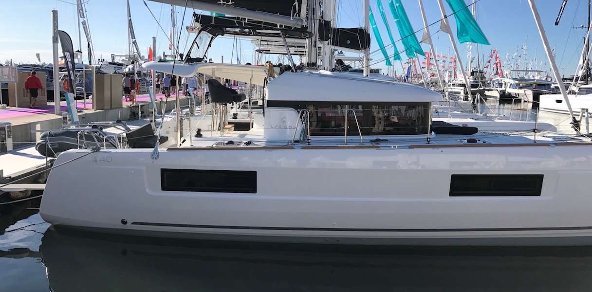 Catamaran Lagoon 40