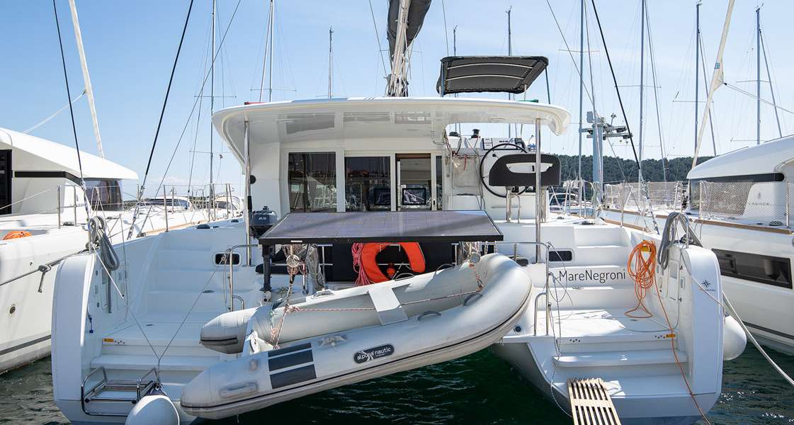 Catamaran Lagoon 40