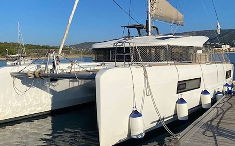 Катамаран Lagoon 40