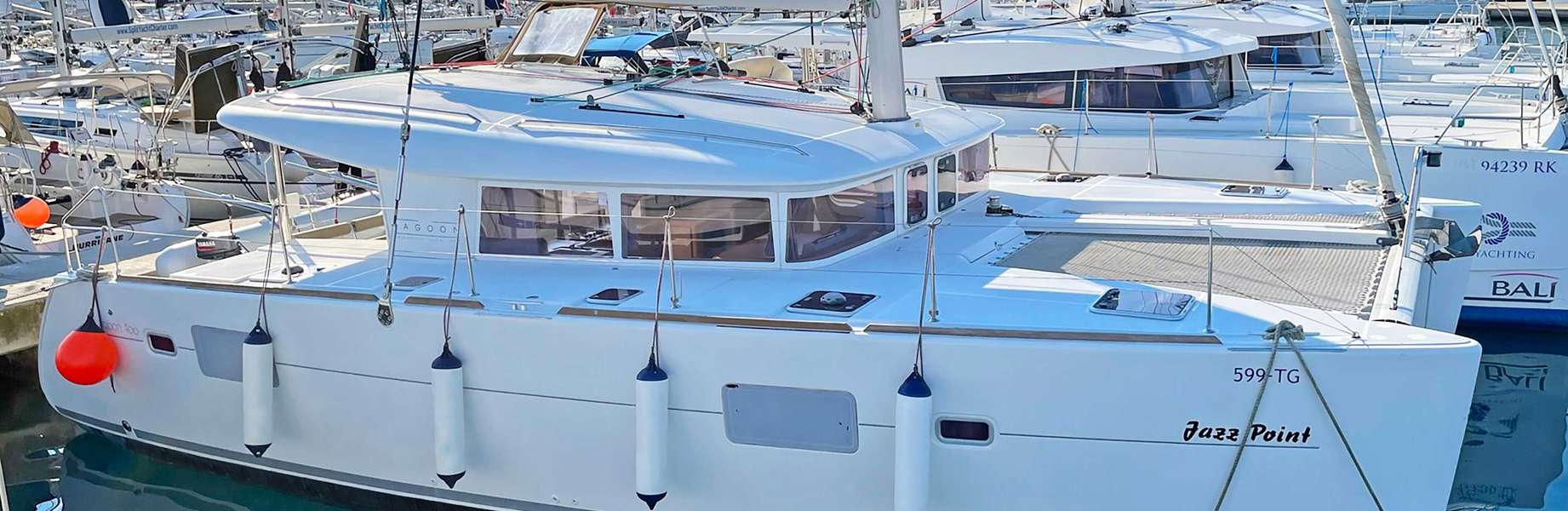 Catamarano Lagoon 400