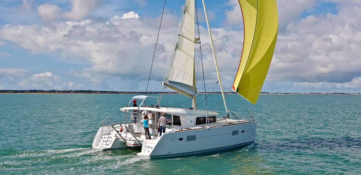 Catamarán Lagoon 400 S2