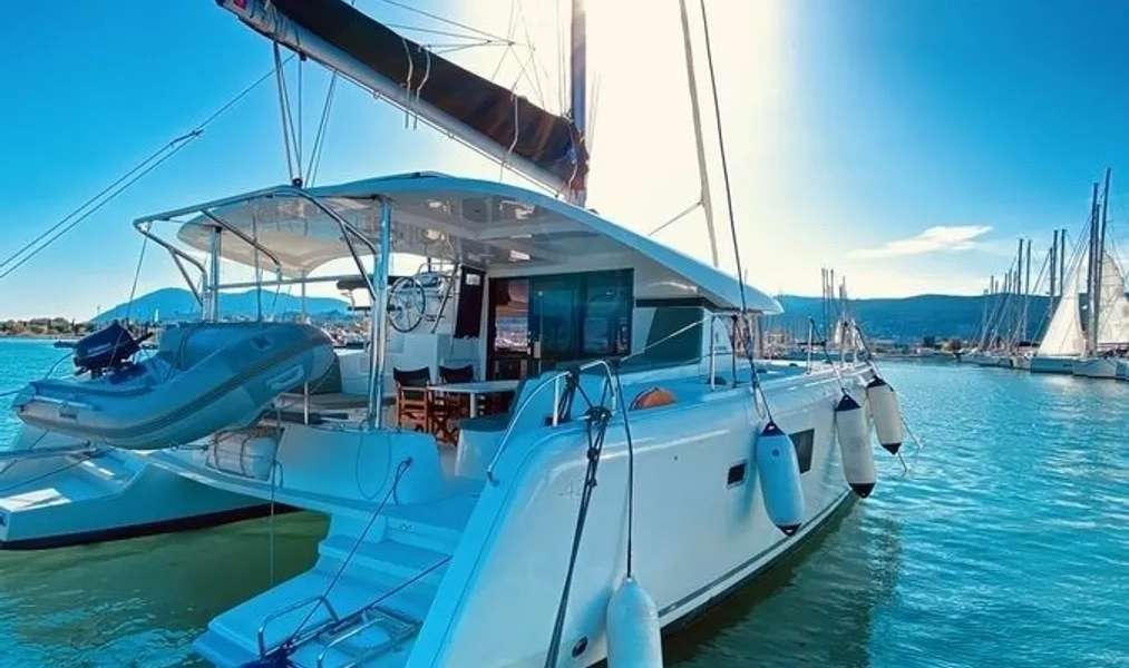 Catamaran Lagoon 42