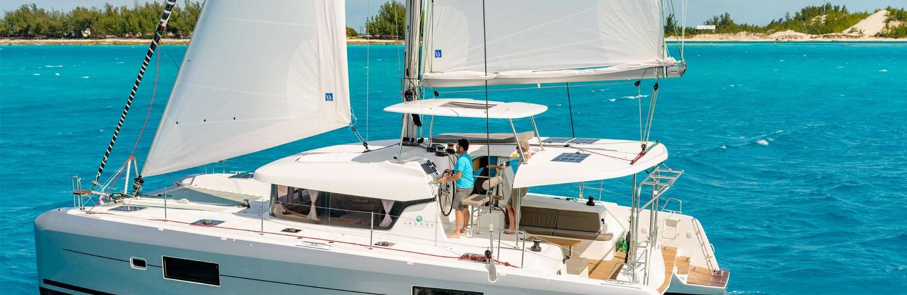 Catamarano Lagoon 42
