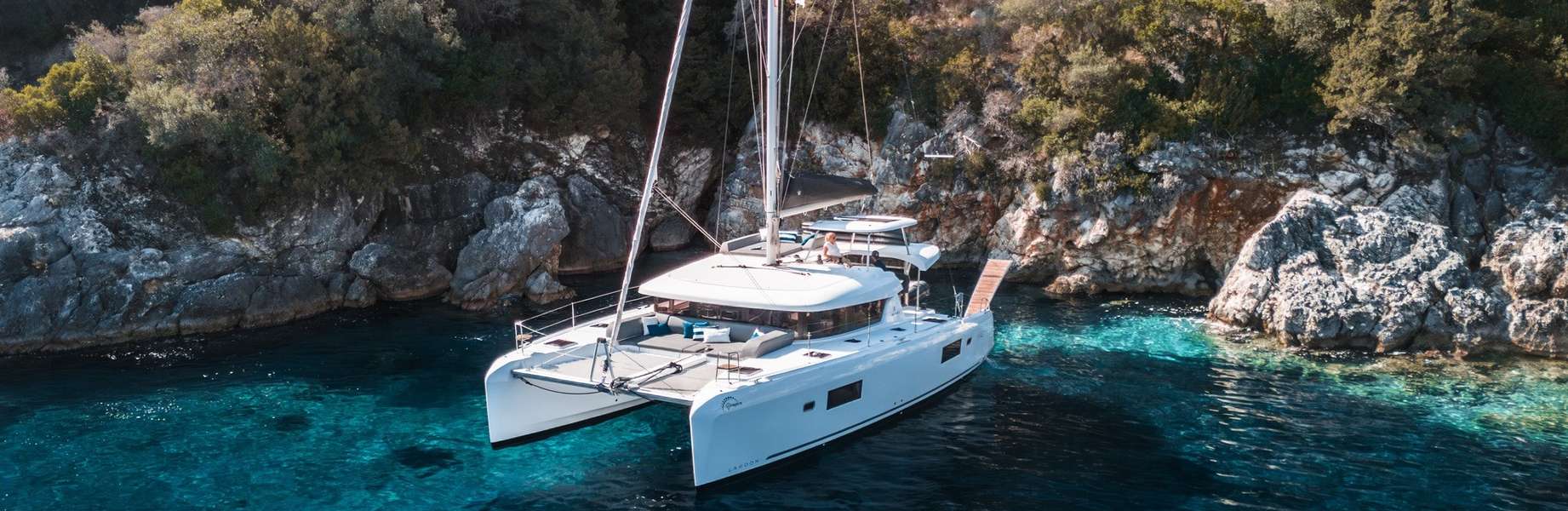 Catamarano Lagoon 42