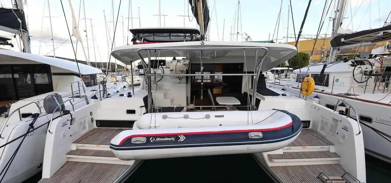 Catamaran Lagoon 42