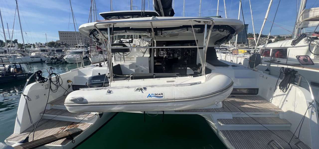 Catamaran Lagoon 42