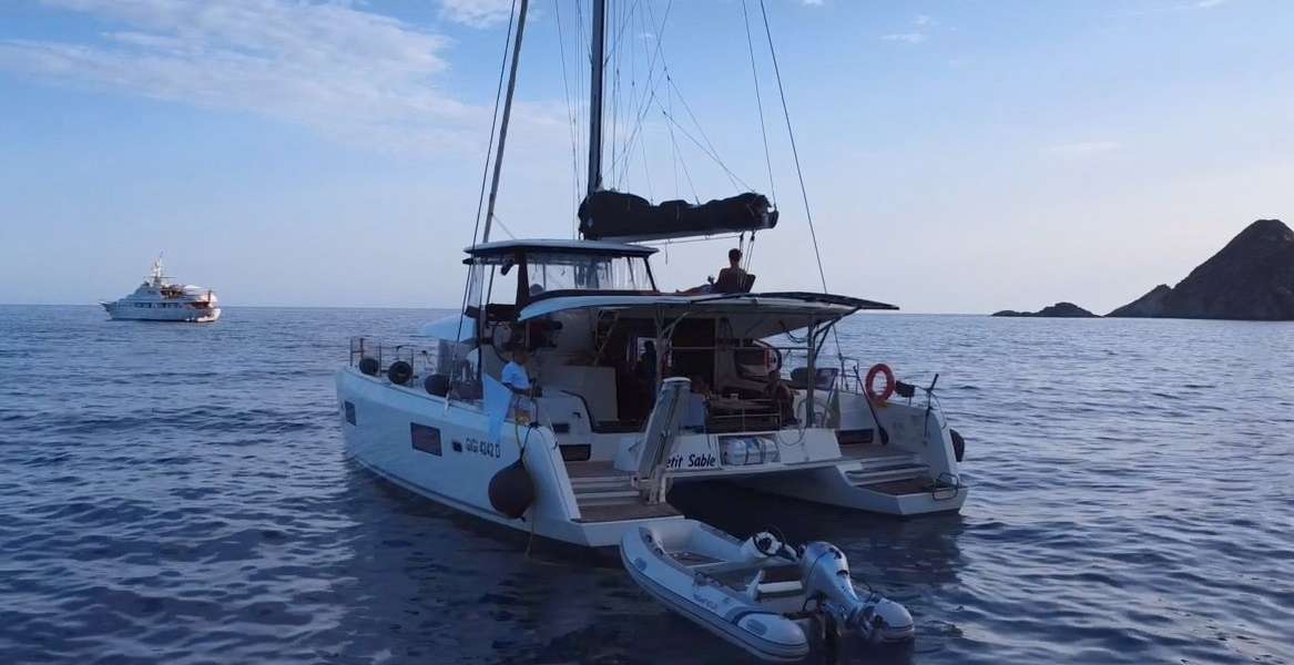 Catamaran Lagoon 42
