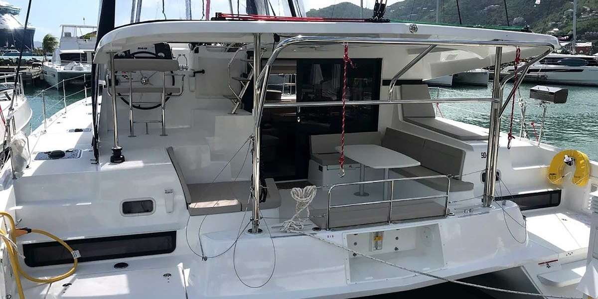 Catamaran Lagoon 42