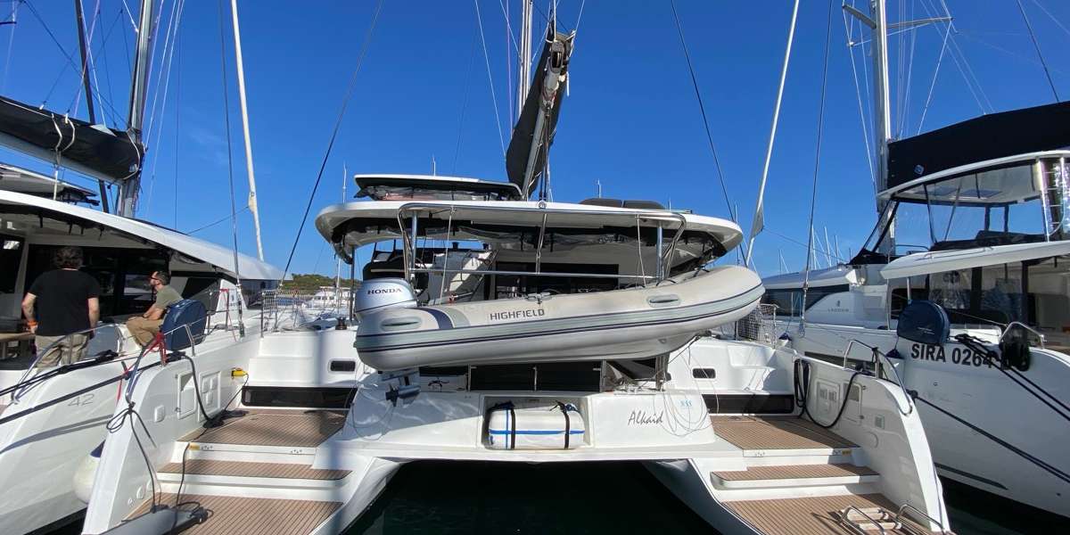 Catamaran Lagoon 42