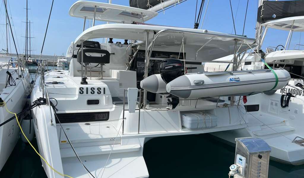 Catamarano Lagoon 42